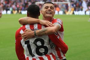 LOL-这钱花得值！桑德兰首发9个新援，花1.6亿欧豪购&amp;英超3轮6分暂第6